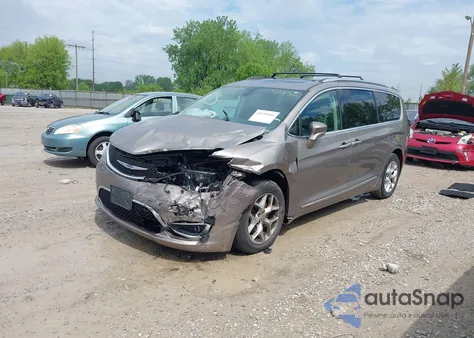 2018 Chrysler Pacifica Touring-L Plus из США, поврежденный, VIN 2C4RC1EG8JR293843